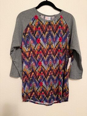NWT Size L LuLaRoe Randy Multicolor Aztec Raglan Top - Gray Sleeves